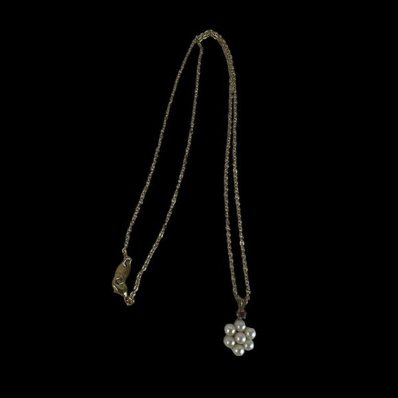 Avon Faux Pearl Cluster Necklace February Purple Birthstone Flower Pendant VTG - Picture 2 of 7